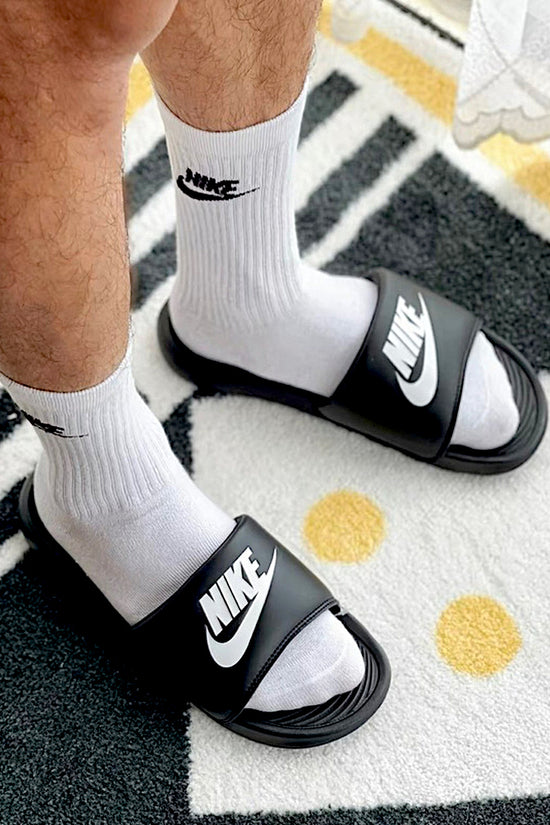 Ciabatte Victori One-nike sportswear-Nero-Uomo-Cn9675 002-