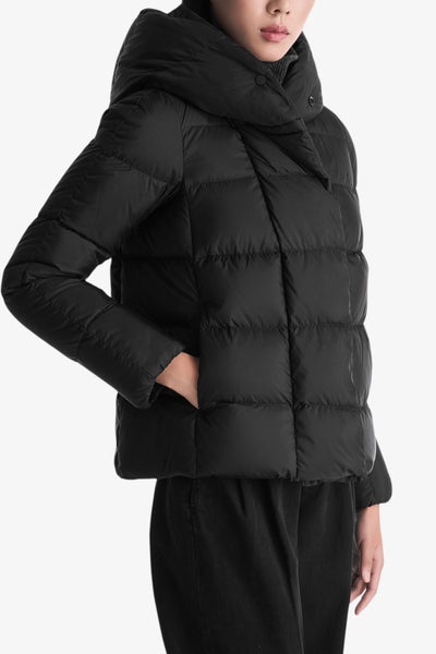 peuterey Piumino Corto Full Zip Con Cappuccio Tucano Mqn 02 Nero Donna