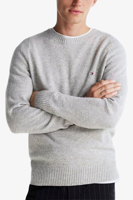  Maglione Girocollo In Lana Con Logo Bandierina Ricamato tommy hilfiger 