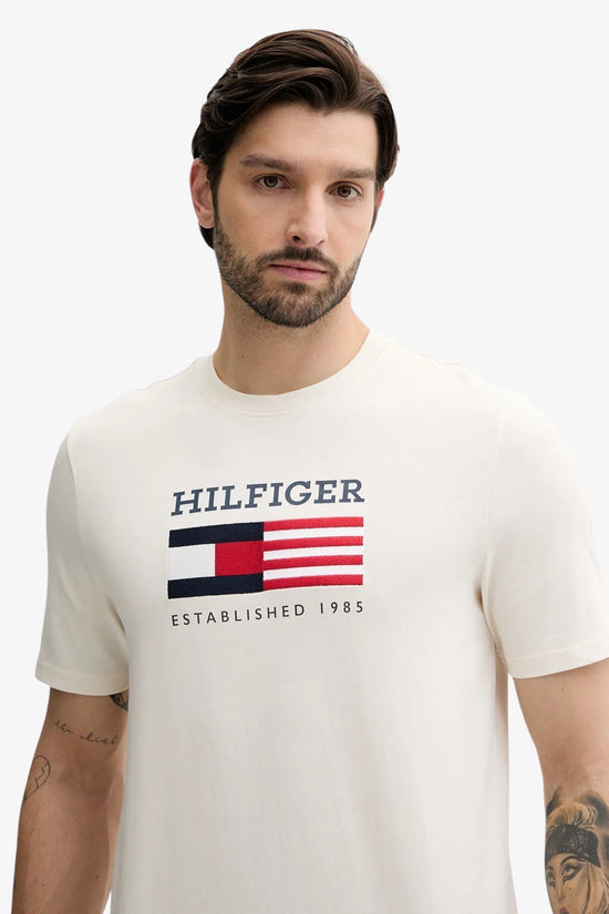  T-Shirt Maniche Corte Bandiera Ricamata tommy hilfiger 