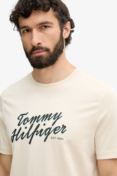 tommy hilfiger T-Shirt Maniche Corte Logo Script Beige Uomo, foto 2