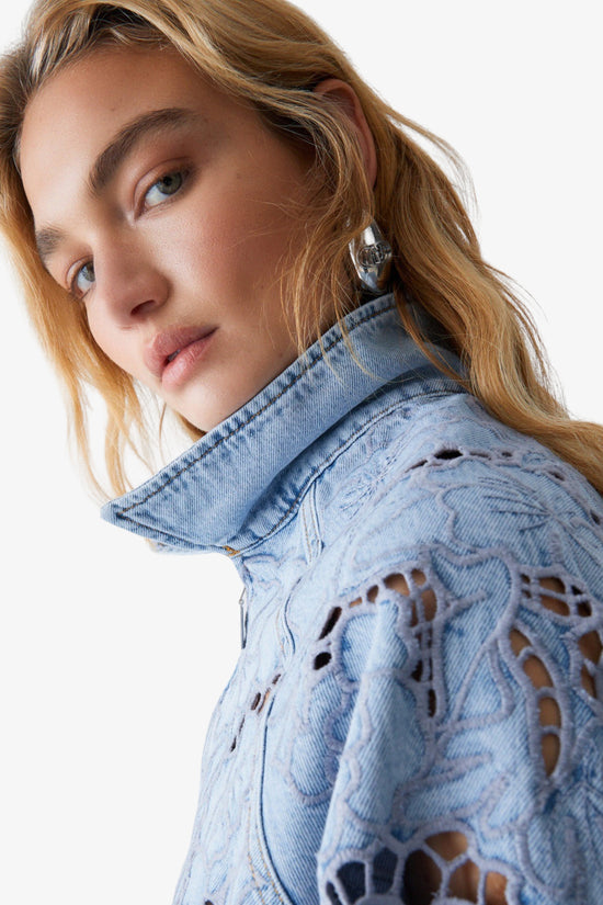  Giacca Bomber Full Zip In Denim Con Ricami Traforati-liu jo-Blu-Special_-Ua6227 d4286 78978-3  