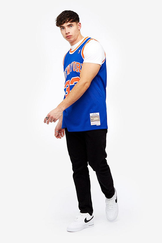 Mitchell & Ness NBA Swingman Ney York Knicks 91 Patrick Ewing Men's Jersey  Blue SMJYGS18186-NYKROYA91PEW